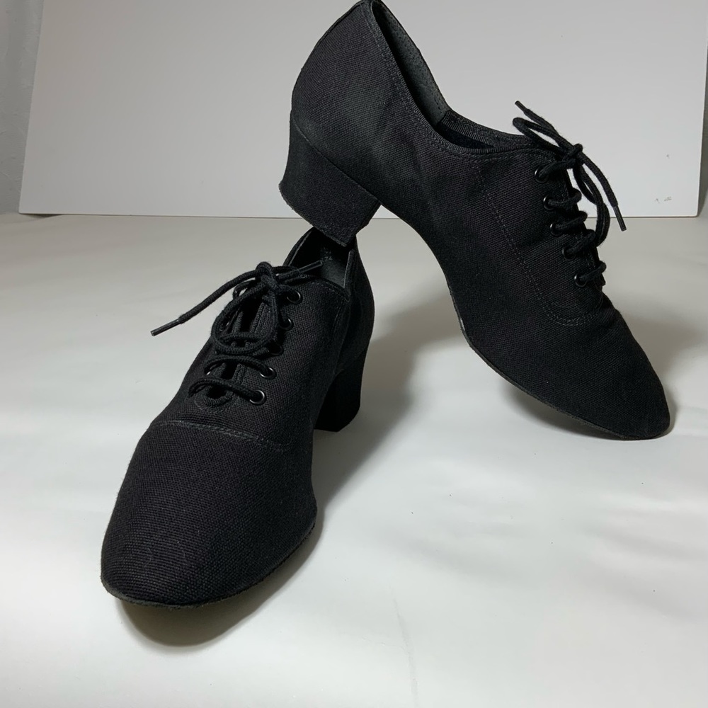 Capezio BR74 Black practice ballroom canvas dance shoes.